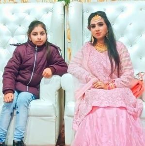 Meet your Posher, Sharma